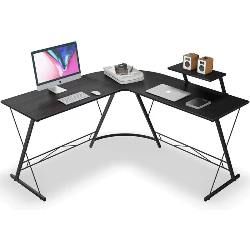 Kompakter Eckschreibtisch fürs Homeoffice