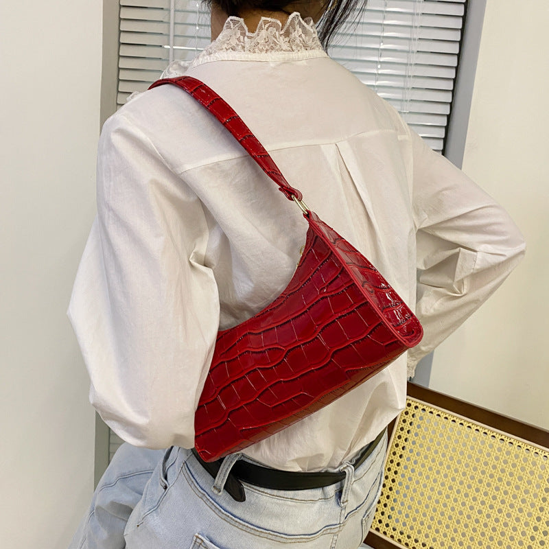 Schultertasche mit Prägemuster in Bonbonfarben