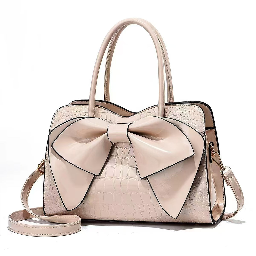 Handtasche aus Kunstleder mit Schleifendetail