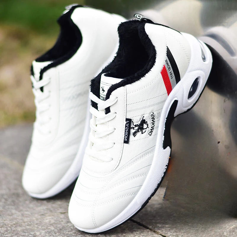Herren-Sneaker mit Schnürung – Schwarz oder Weiß