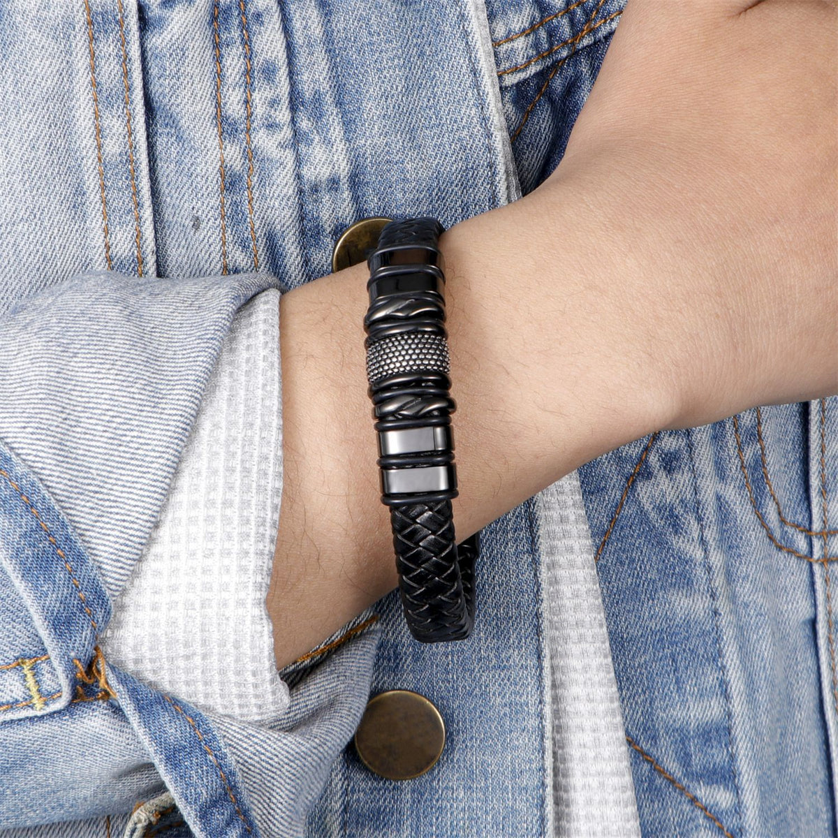 Geflochtenes Lederarmband für Herren mit Edelstahl-Magnetverschluss