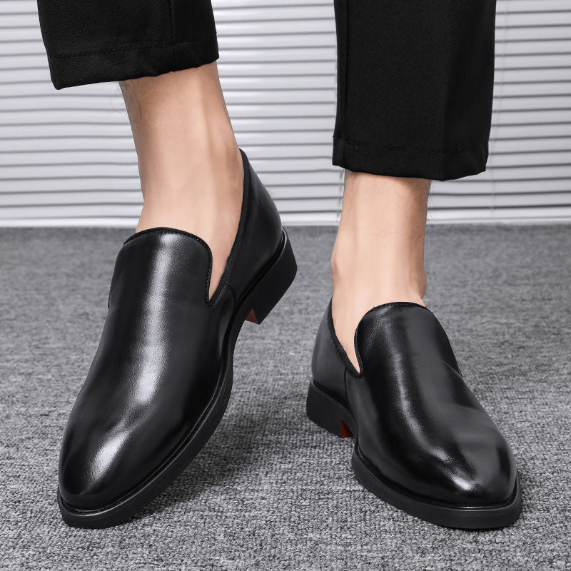 Sommerliche Leder-Slipper für Herren