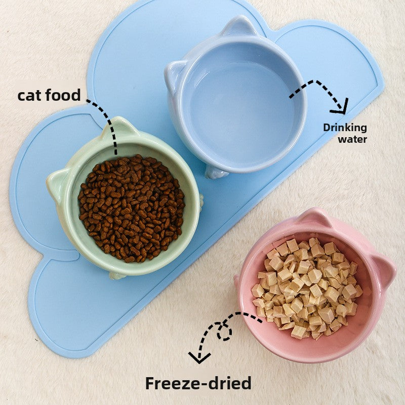 Geneigter Futternapf aus Keramik für Katzen